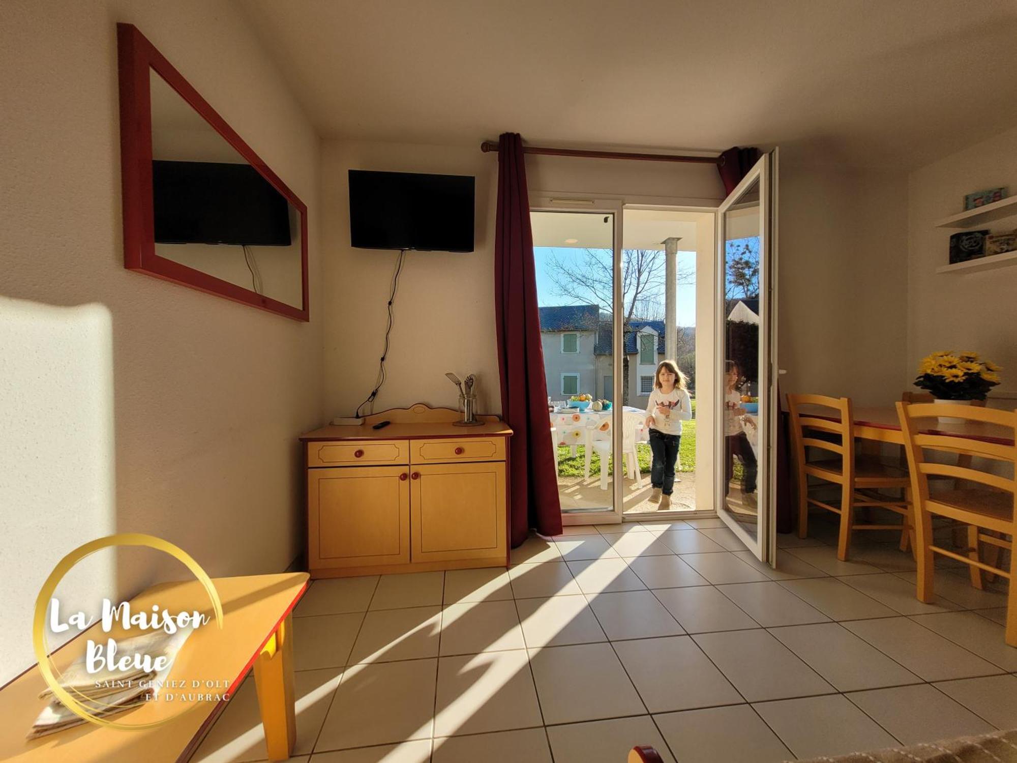 La Maison Bleue, Village Vacances, Piscine, Parking Сен-Женье-д'Оль Экстерьер фото